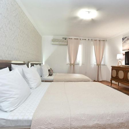Palm Square 1 Old Town Apt Apartment Будва Екстериор снимка