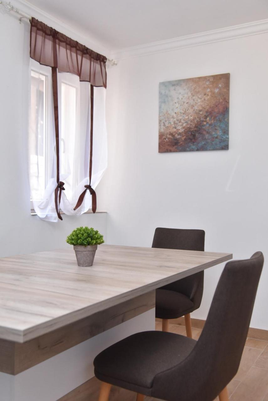 Palm Square 1 Old Town Apt Apartment Будва Екстериор снимка