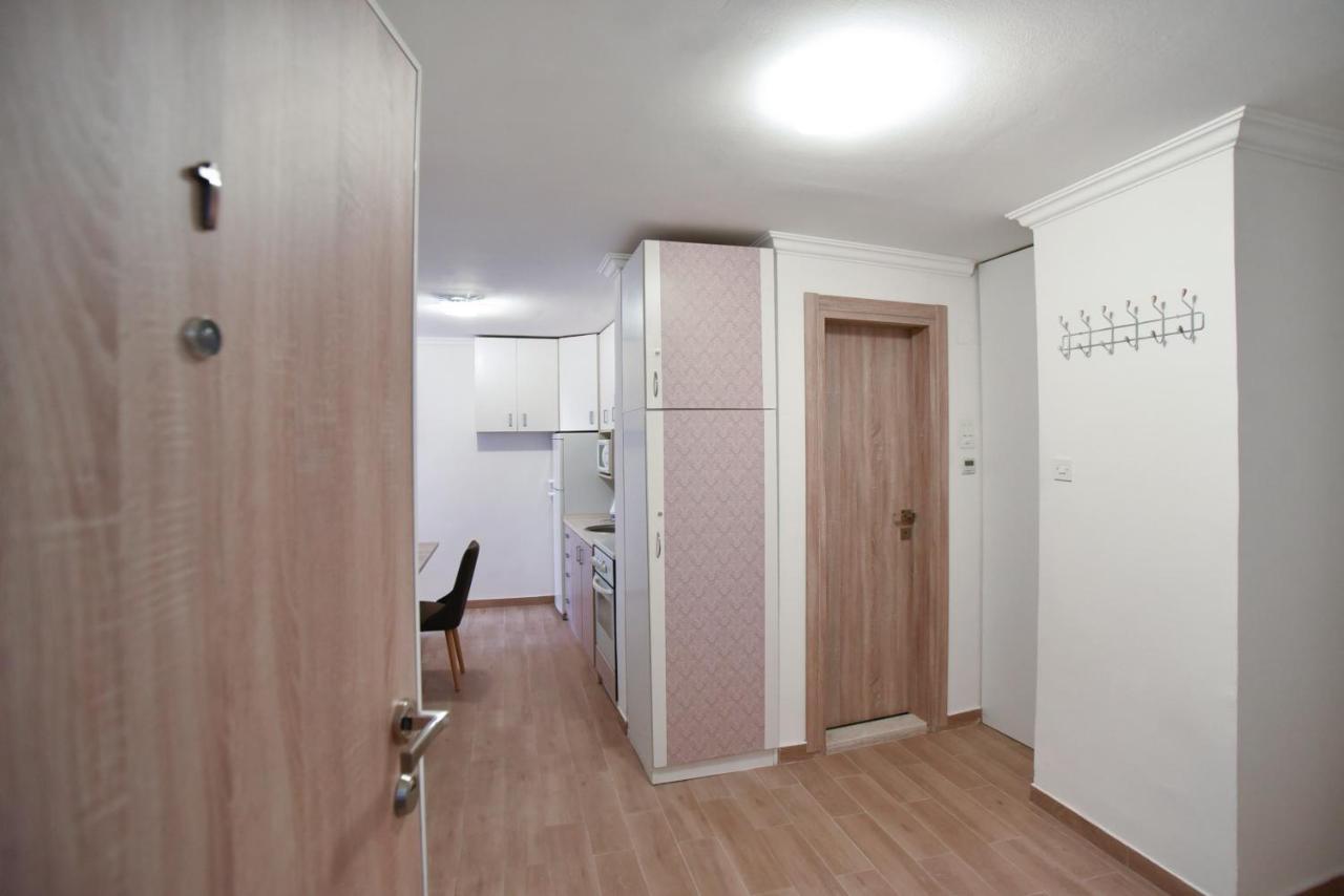 Palm Square 1 Old Town Apt Apartment Будва Екстериор снимка
