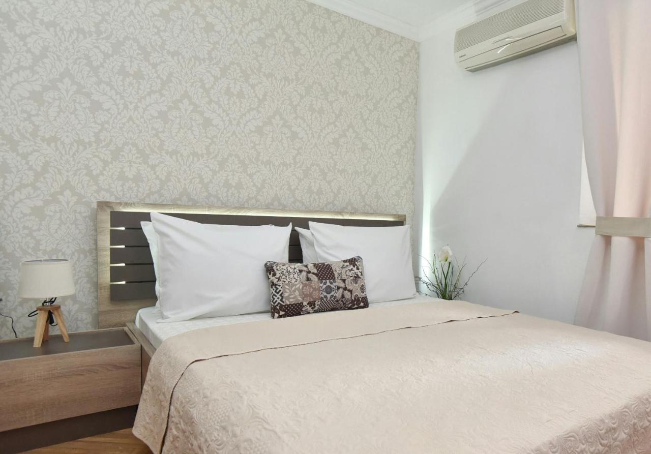 Palm Square 1 Old Town Apt Apartment Будва Екстериор снимка